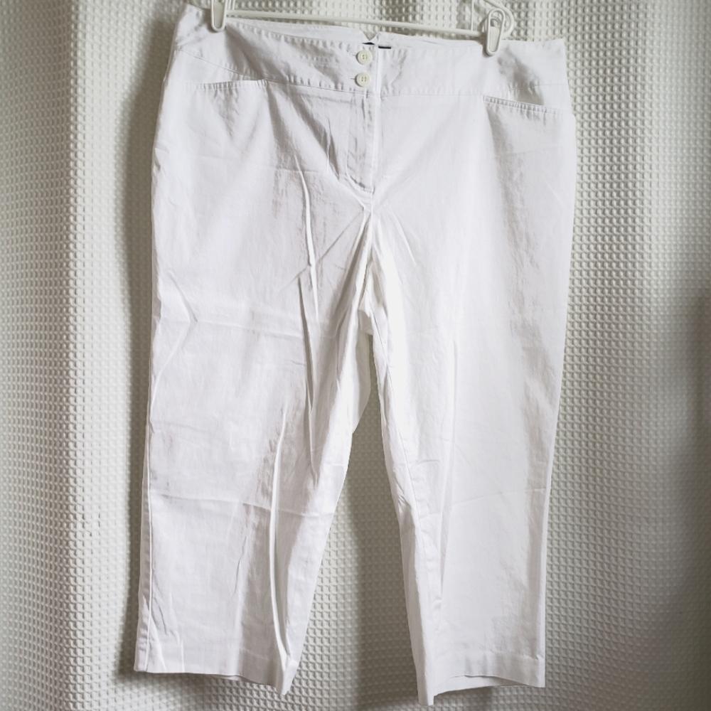 NEVER WORN Lane Bryant women's capris